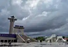 bochorno severo de día, tormentas eléctricas de noche