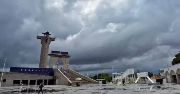 bochorno severo de día, tormentas eléctricas de noche