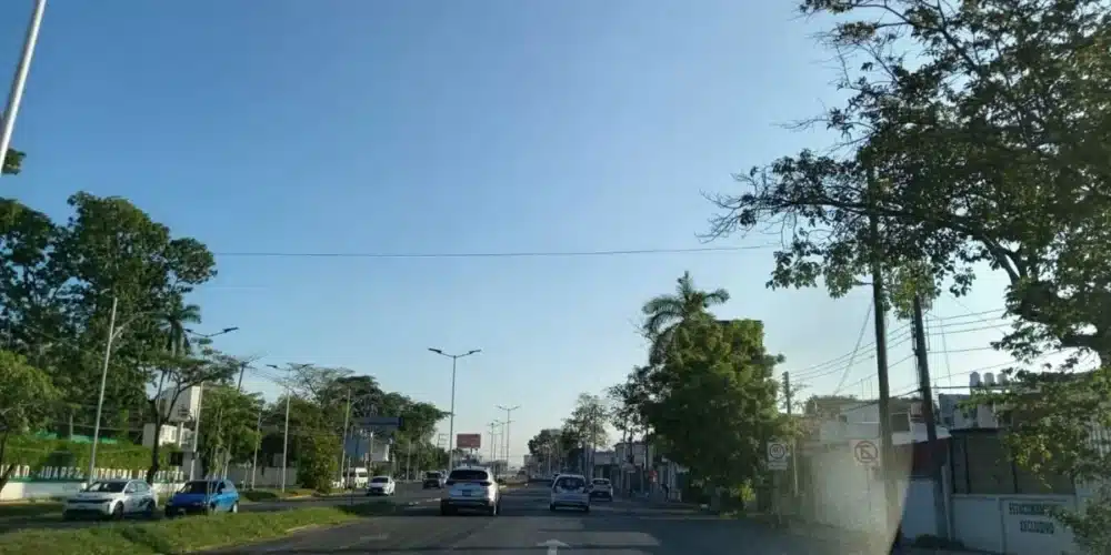de día calor y de noche posibilidad de lluvias este dia