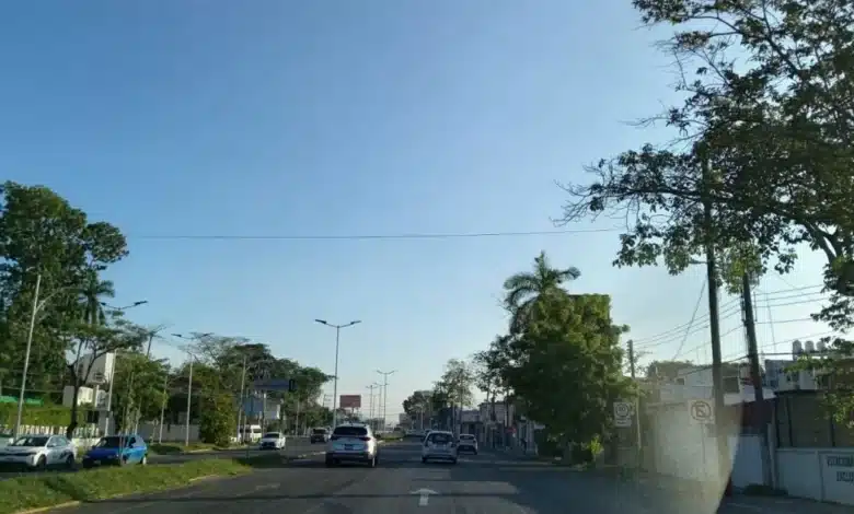 de día calor y de noche posibilidad de lluvias este dia