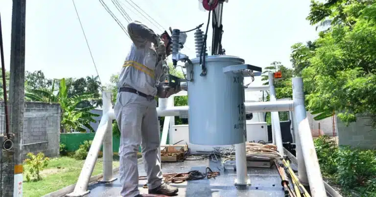 Infraestructura eléctrica solida garantiza un servicio de calidad en Tabasco (Foto de cortesía)