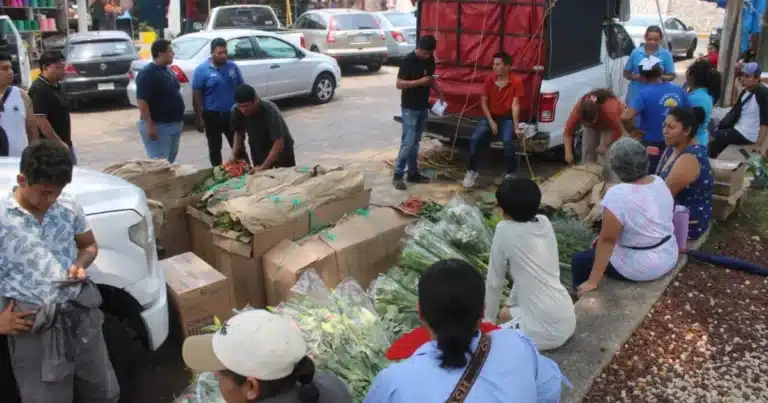 floristas le apuestan al repunte de ventas por san judas y día de muertos