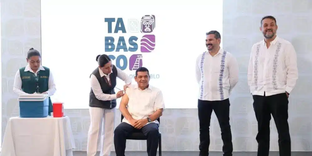 inician campaña de vacunación masiva