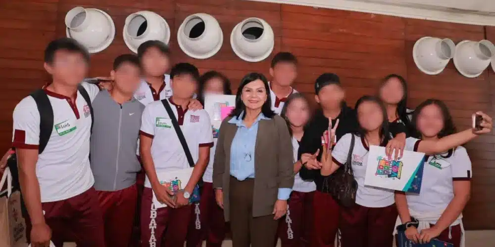 juventud de centro traza el rumbo responsable frente a la era digital