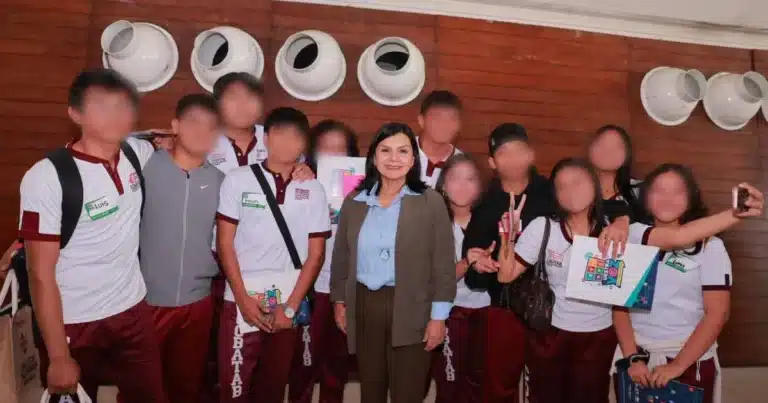 juventud de centro traza el rumbo responsable frente a la era digital