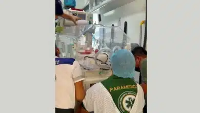 Salvan a recién nacido en operativo médico de alta precisión