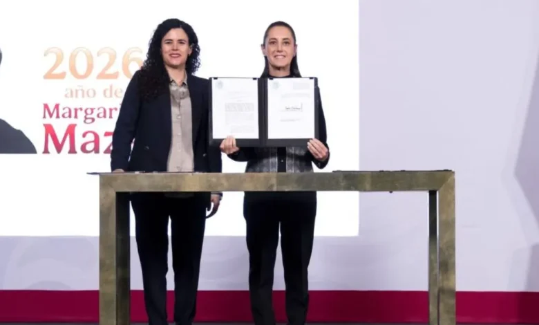 claudia sheinbaum firma decreto contra la doble nacionalidad