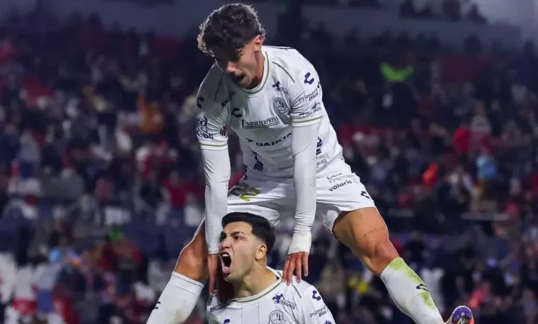 san luis vence 2 1 a querétaro y mueve la pelea por las posiciones en liga mx