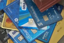 Tarjetas de crédito el hábito que puede generarte problemas en el Buró de Crédito